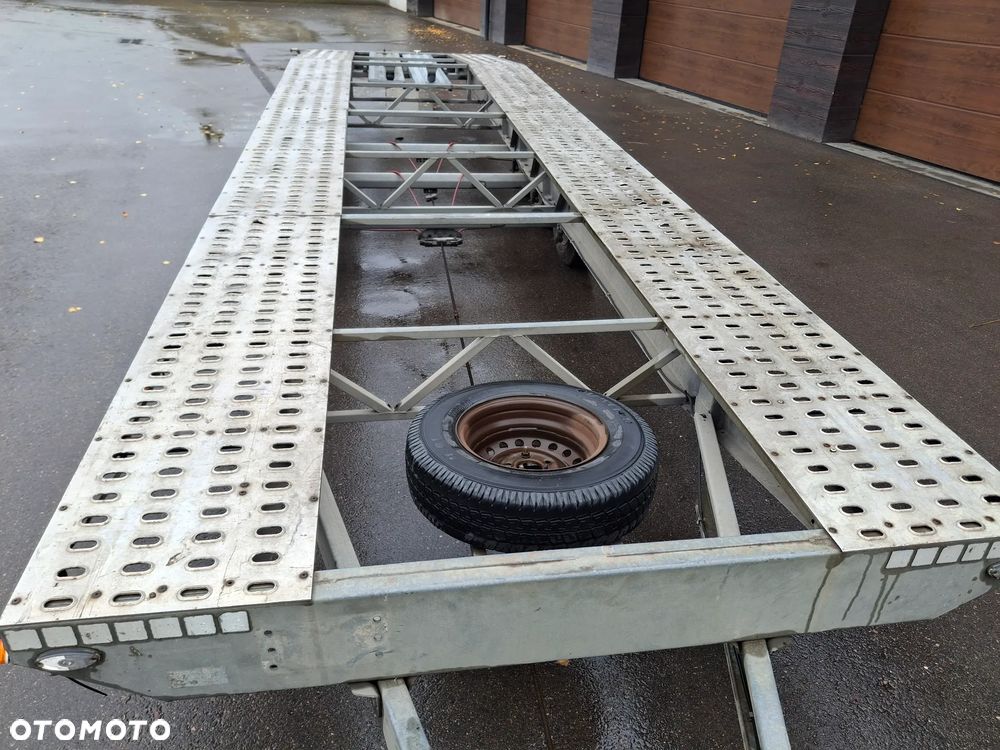 Przyczepa Laweta Niewiadów 8 Metrów Aluminiowa 3 Osie 2017r 3500kg DMC Ładowność 2600kg - 3