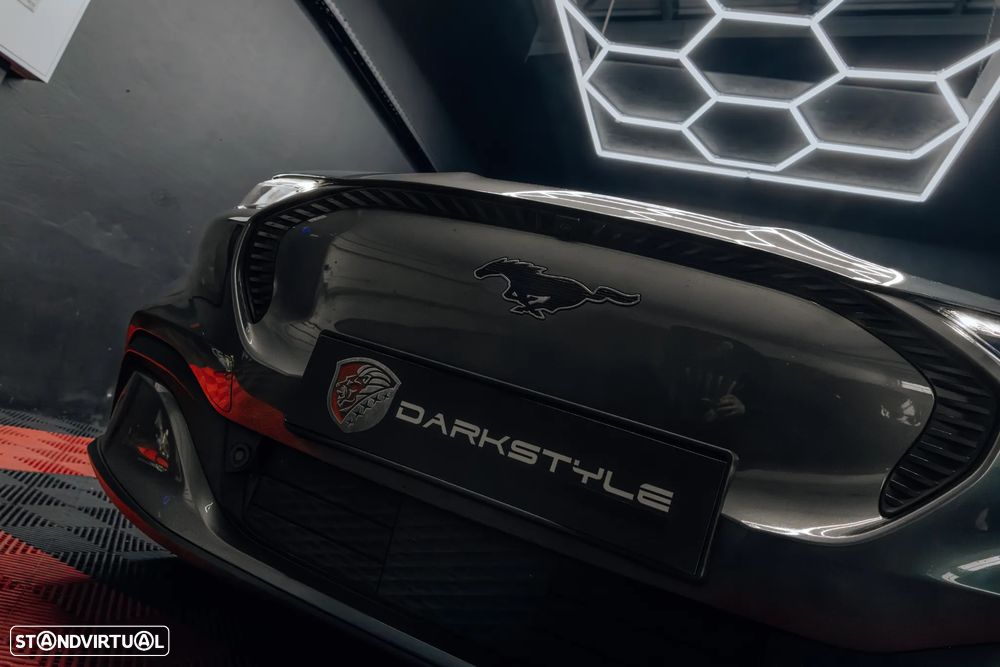 Ford Mustang Mach-E Standard - 9