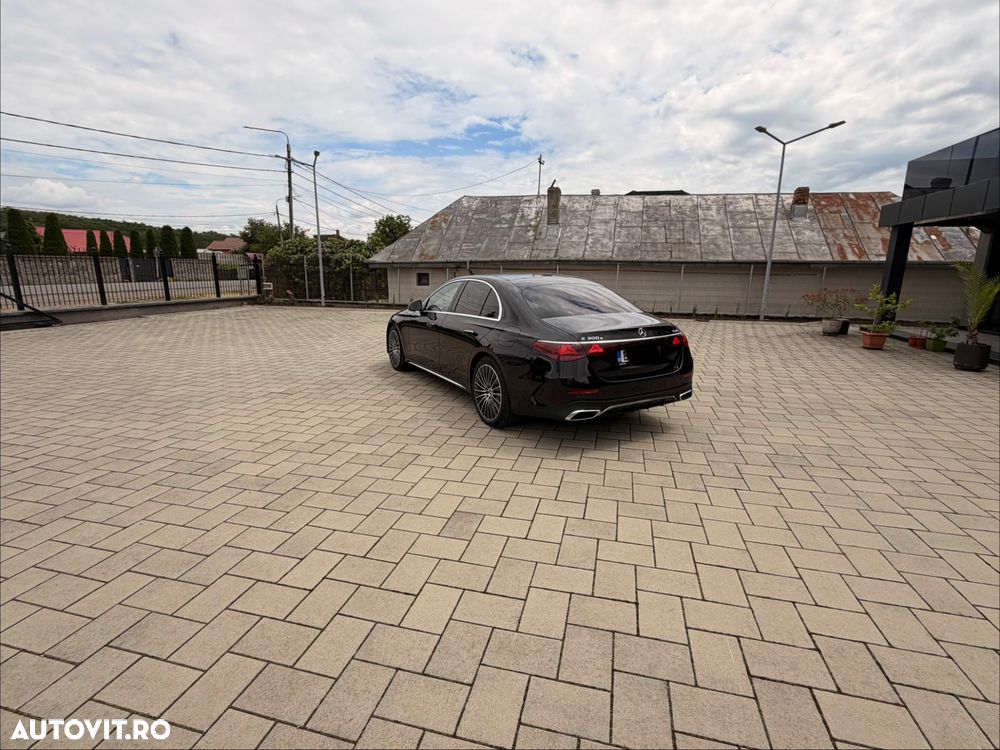 Mercedes-Benz E - 6