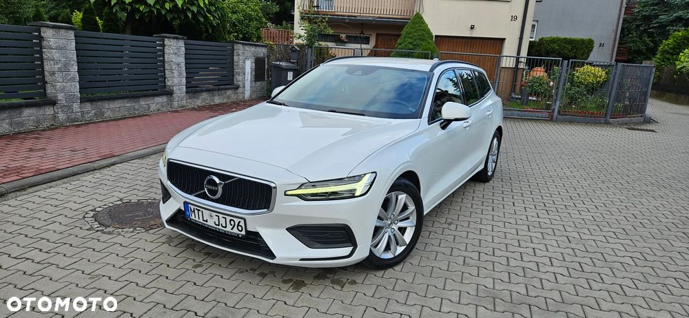 Volvo V60 D3 Geartronic Momentum - 1