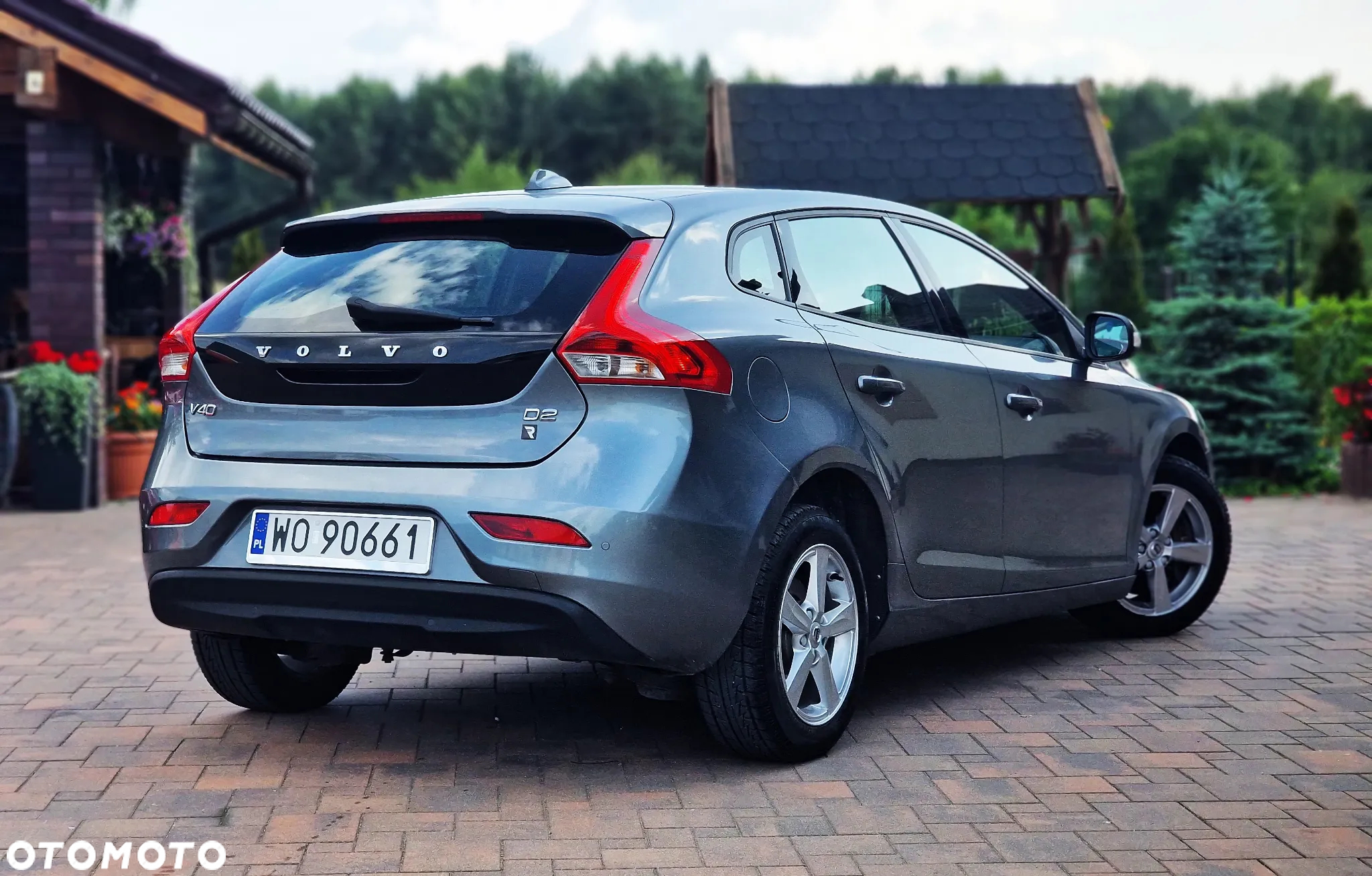Volvo V40 D2 Drive-E Dynamic Edition - 17