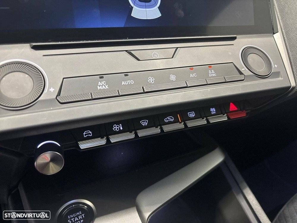 Peugeot 308 1.2 Hybrid Style e-DCS6 - 19