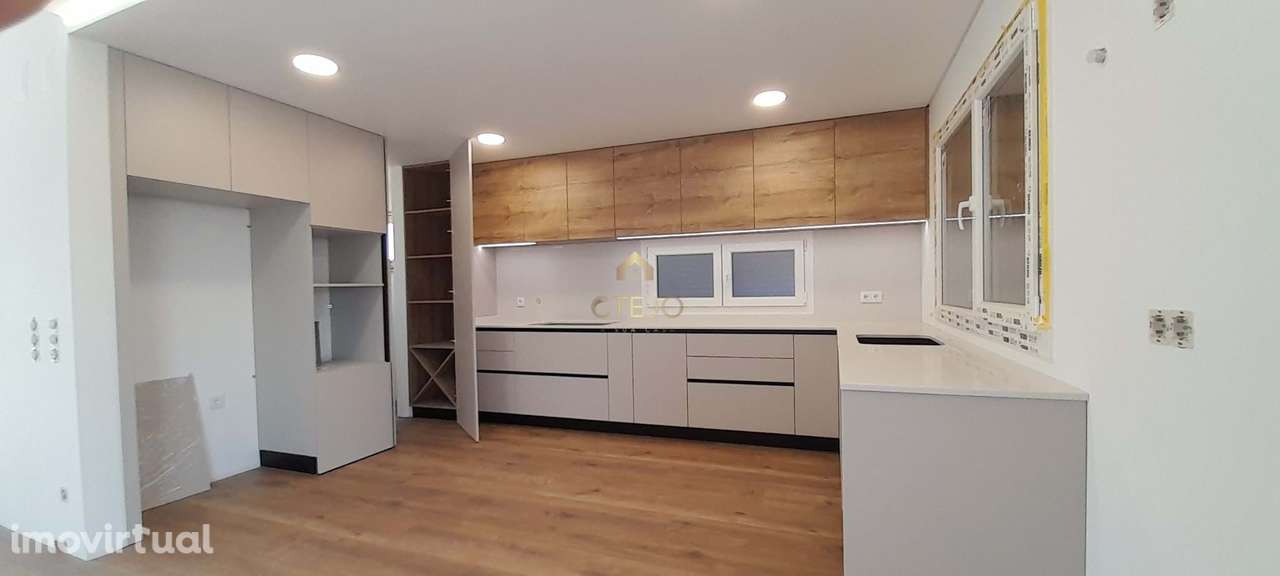 EXCELENTE MORADIA  T4 EM  VIALONGA - NOVA CONSTRUÇÃO - Grande imagem: 2/42