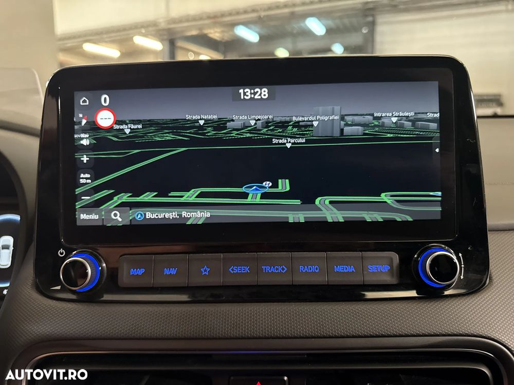 Hyundai KONA - 18
