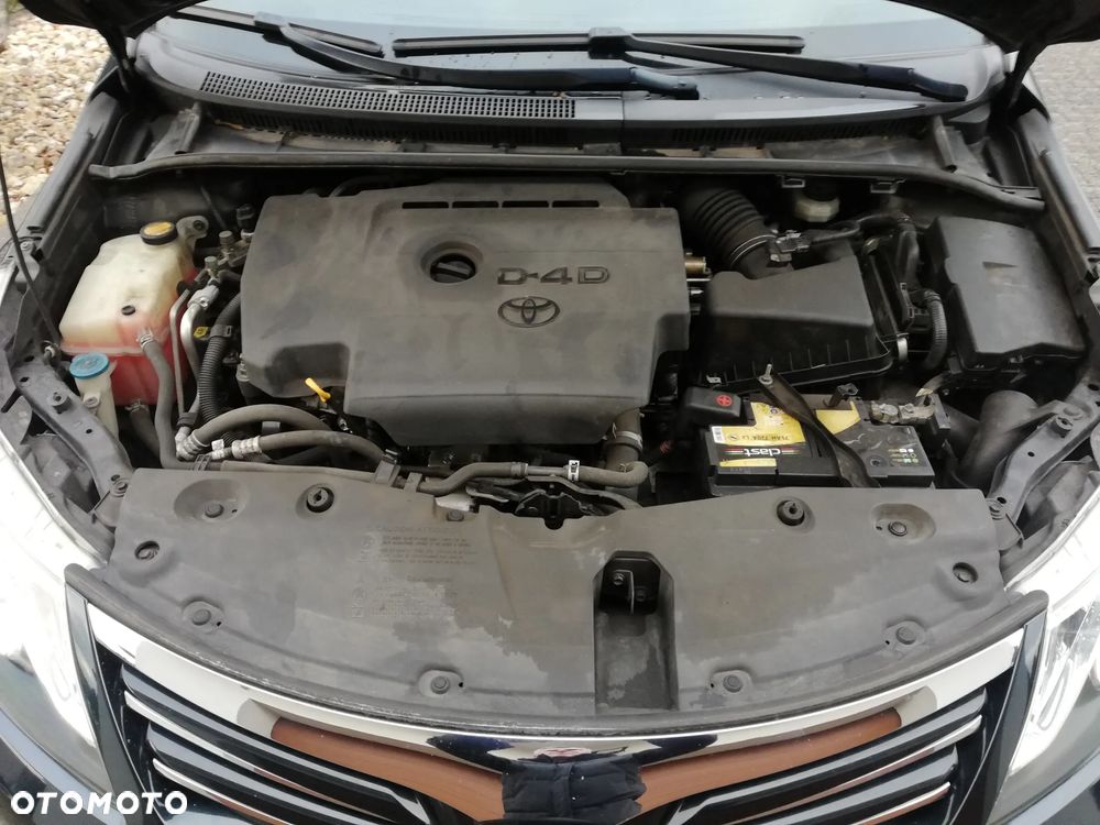 Toyota Avensis - 26