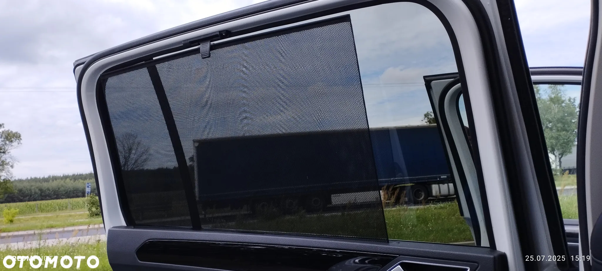 Volkswagen Touran - 17