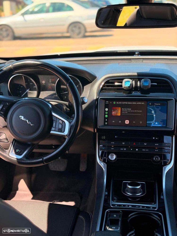 Jaguar XE E-Performance Aut. R-Sport - 4