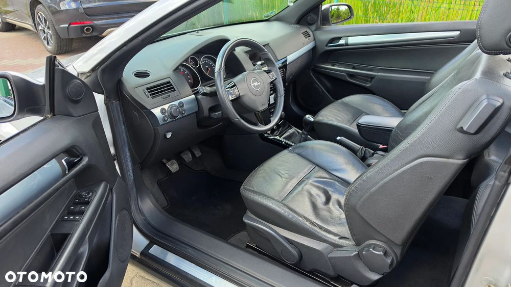 Opel Astra 1.8 Edition - 9