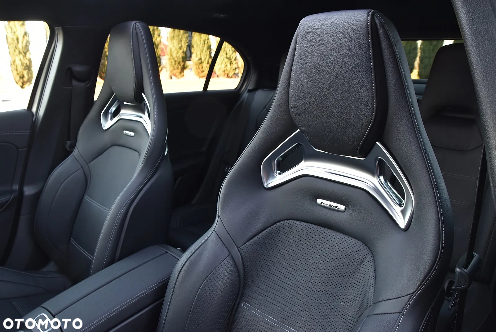 Mercedes-Benz Klasa A 45 S AMG 4-Matic 8G-DCT - 39