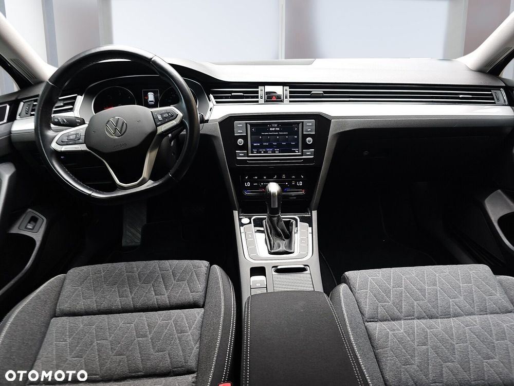 Volkswagen Passat 2.0 TDI EVO Business DSG - 16