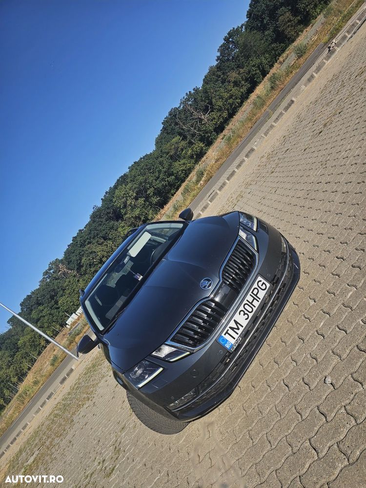 Skoda Octavia 2.0 TDI DSG Style - 1