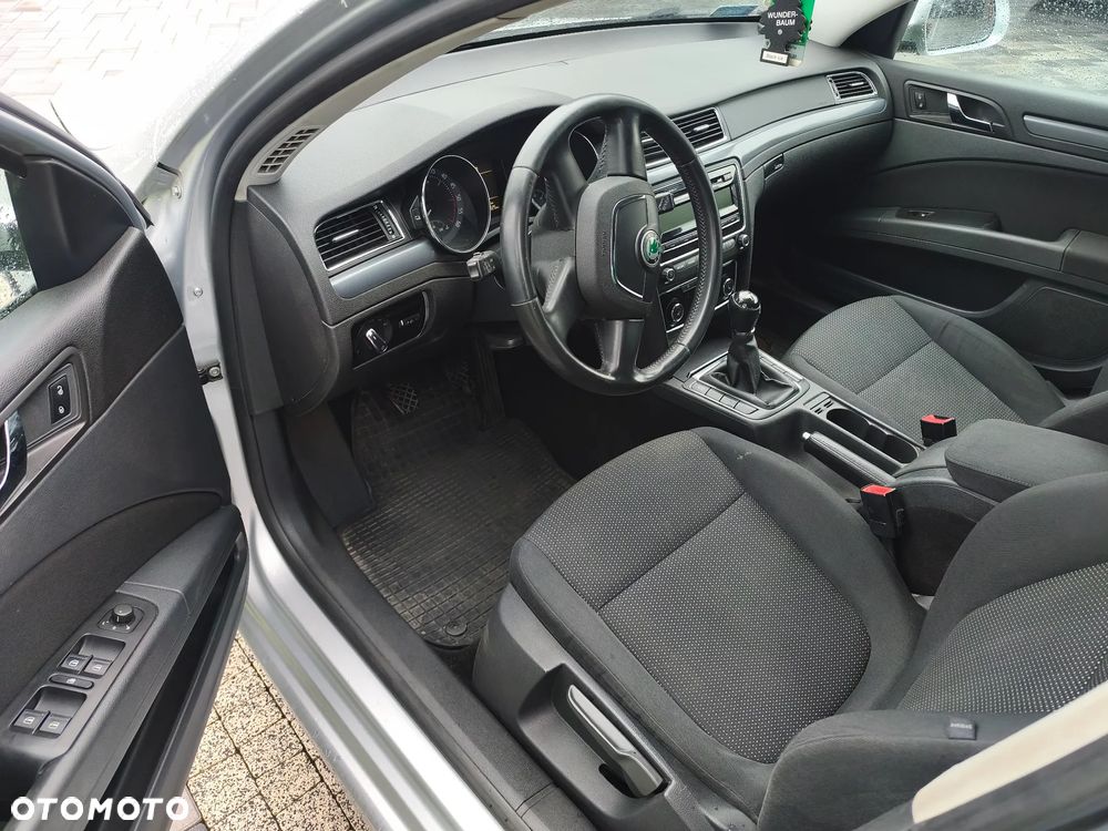 Skoda Superb 2.0 TDI Family - 5