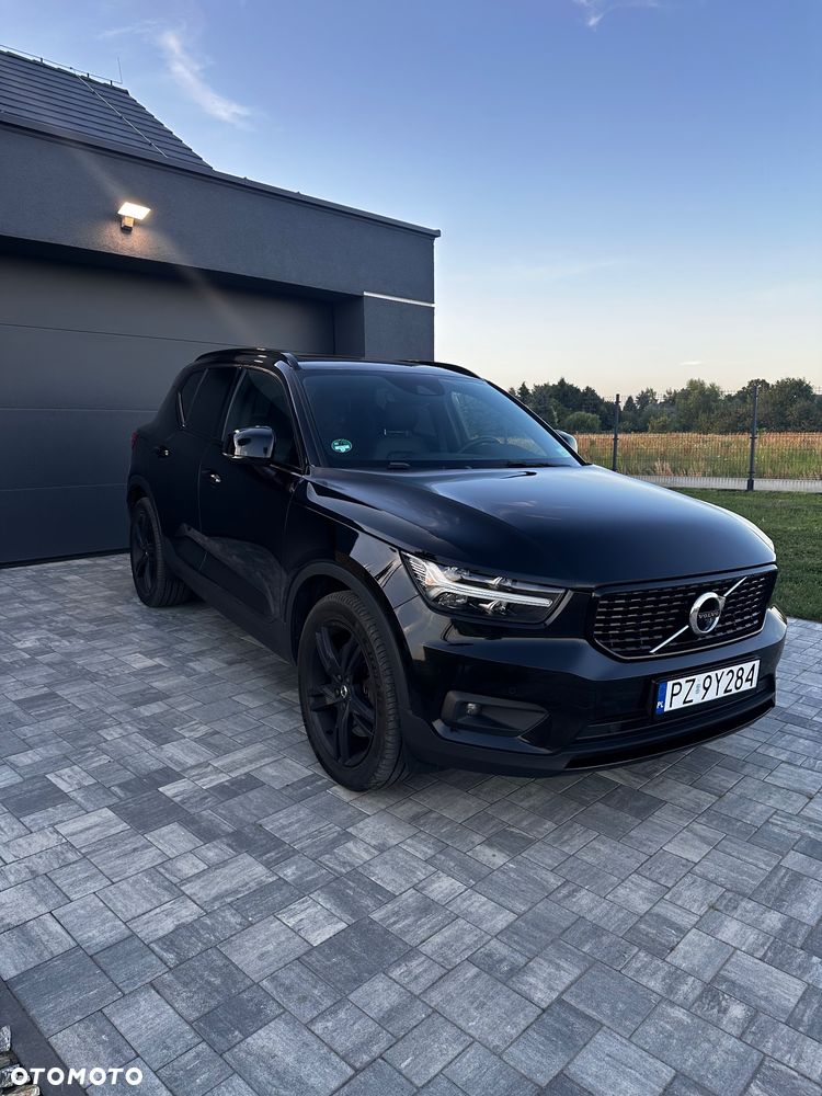 Volvo XC 40 T5 Plug-In Hybrid R-Design - 3