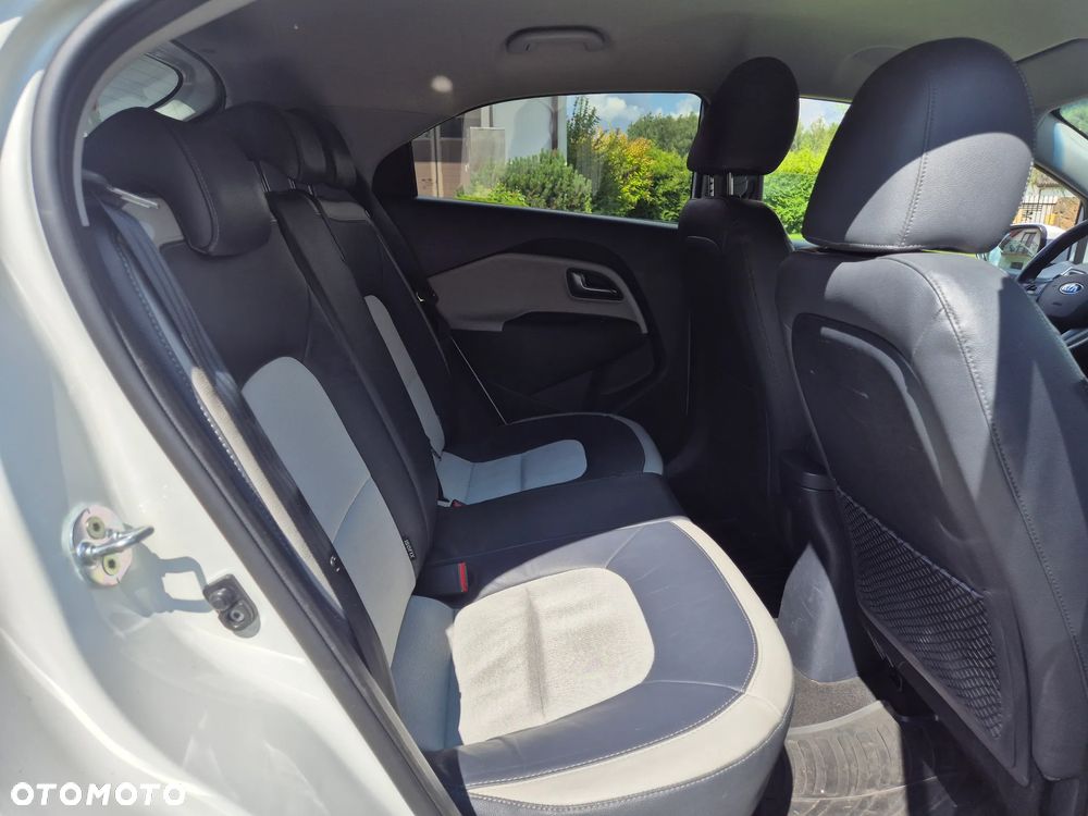Kia Rio 1.2 XL Business Line - 16