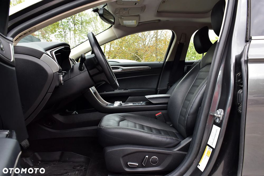 Ford Fusion 2.0 EcoBoost Titanium - 5