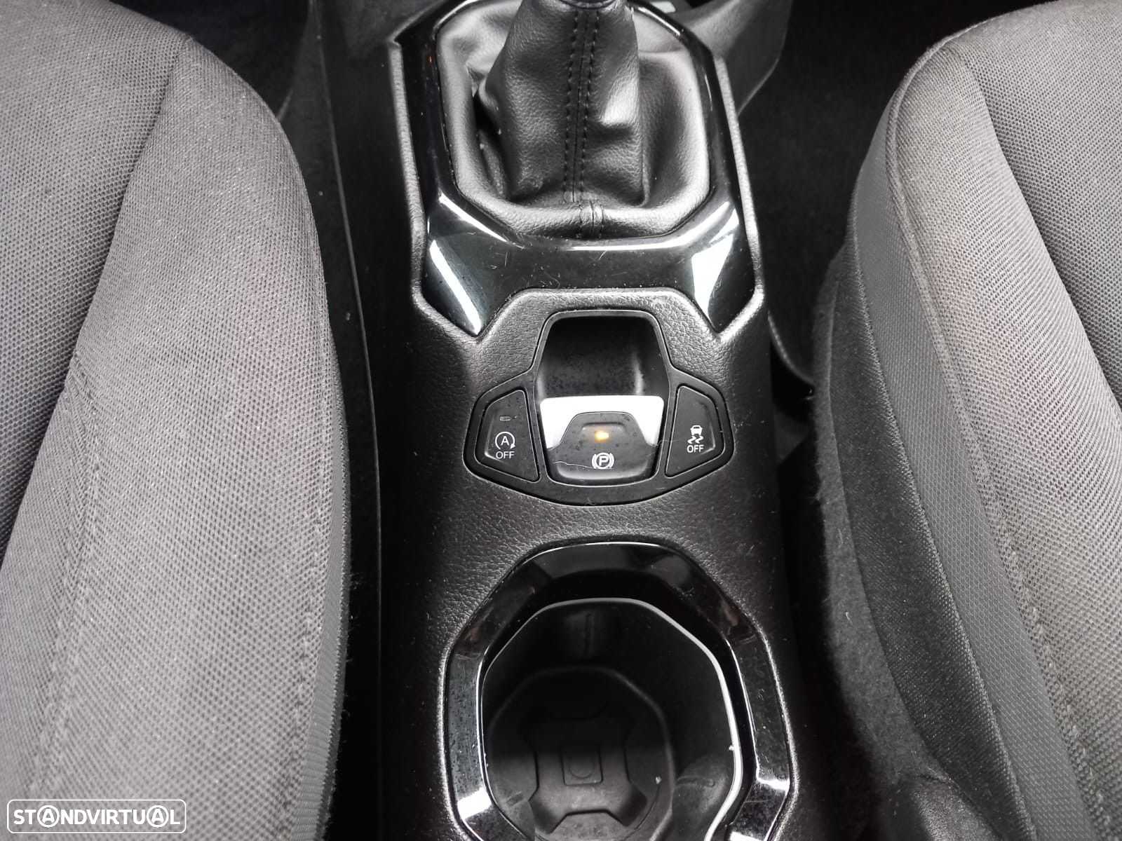 Jeep Renegade 1.6 MJD Limited - 19