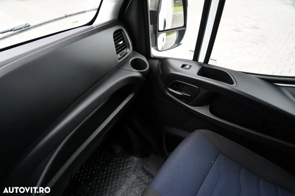 Iveco DAILY 35-140 / 4.2 M CONTAINER / LIFT / TWIN GVWR: 3500 KG / IMPORTAT - 29