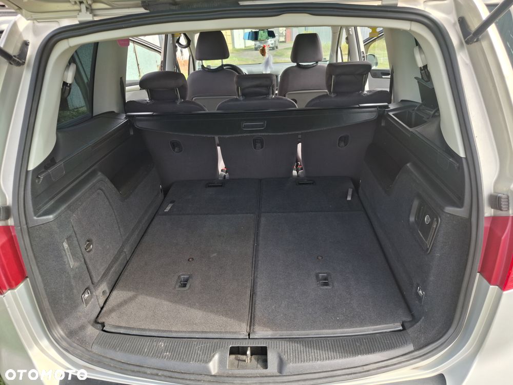 Seat Alhambra 2.0 TDI Reference DSG - 11