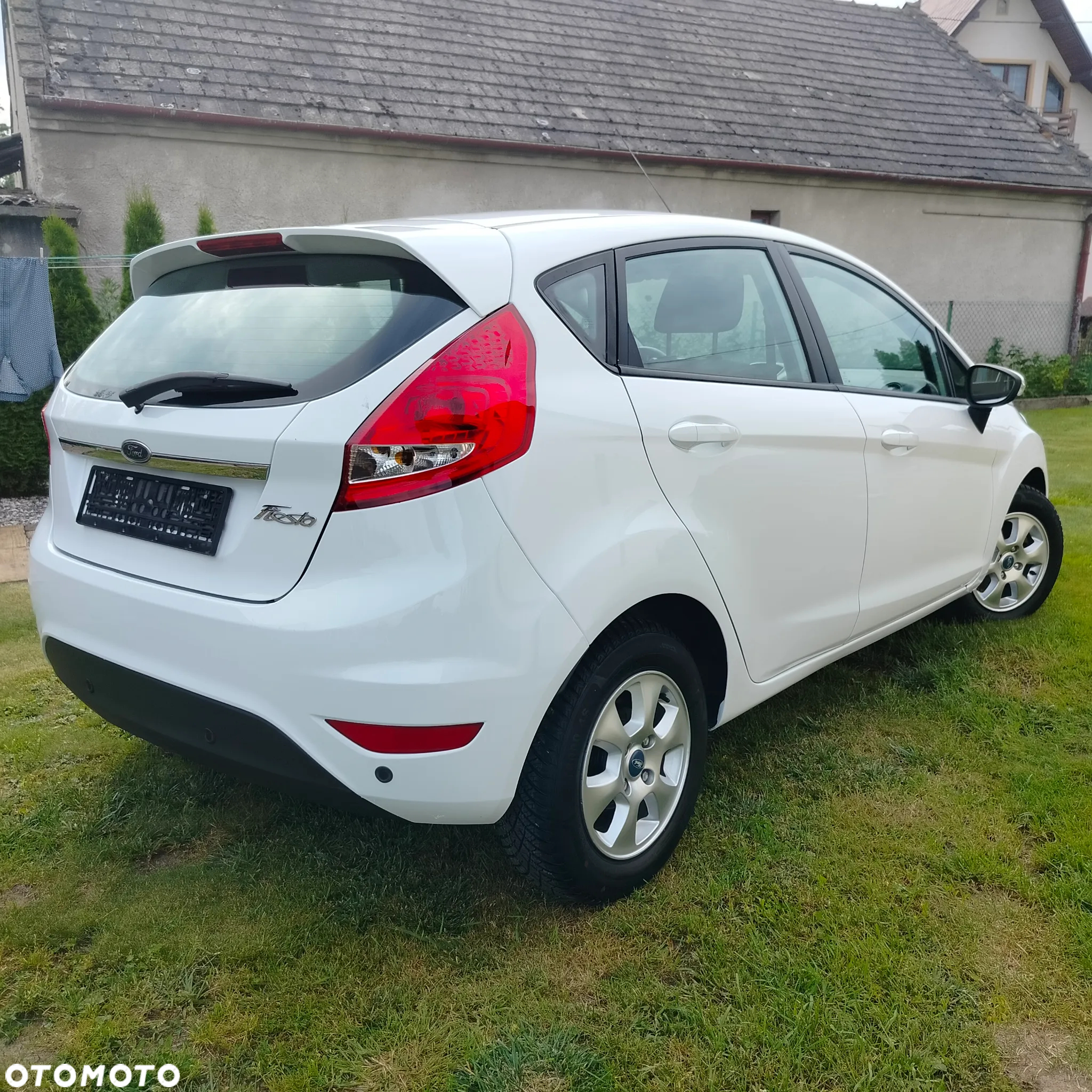 Ford Fiesta 1.25 Celebration - 6