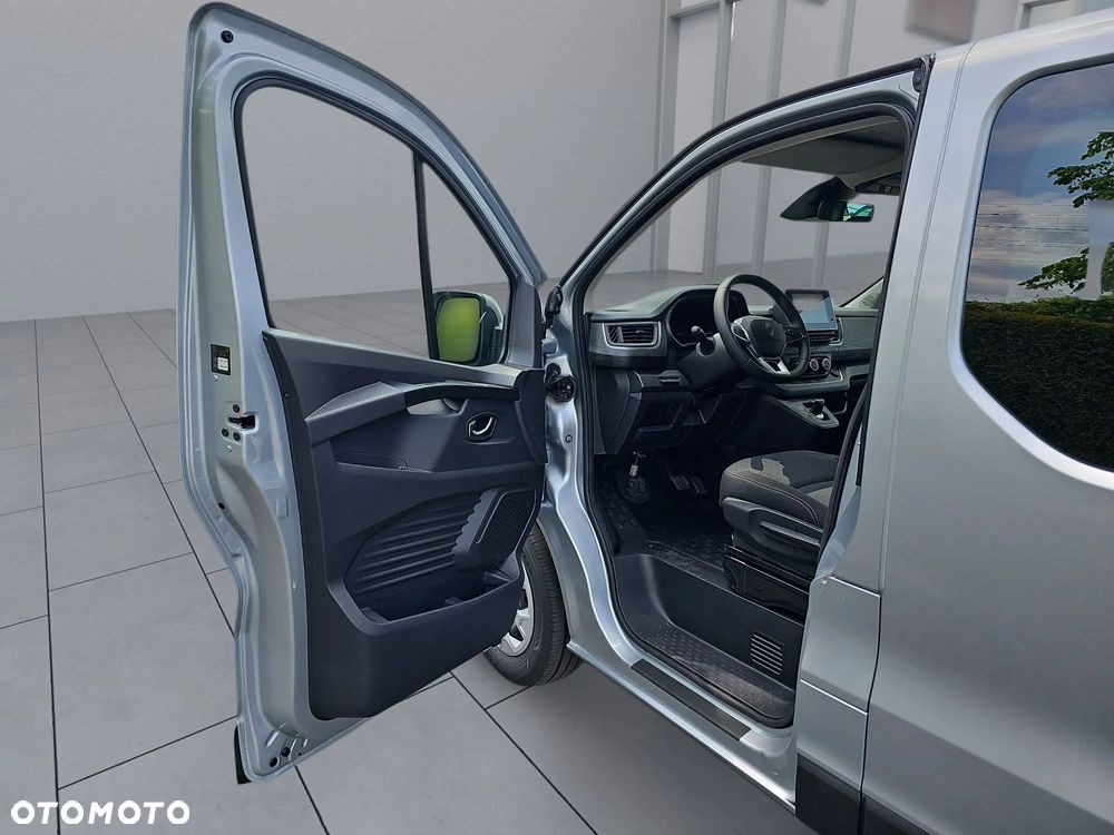 Renault Trafic - 21