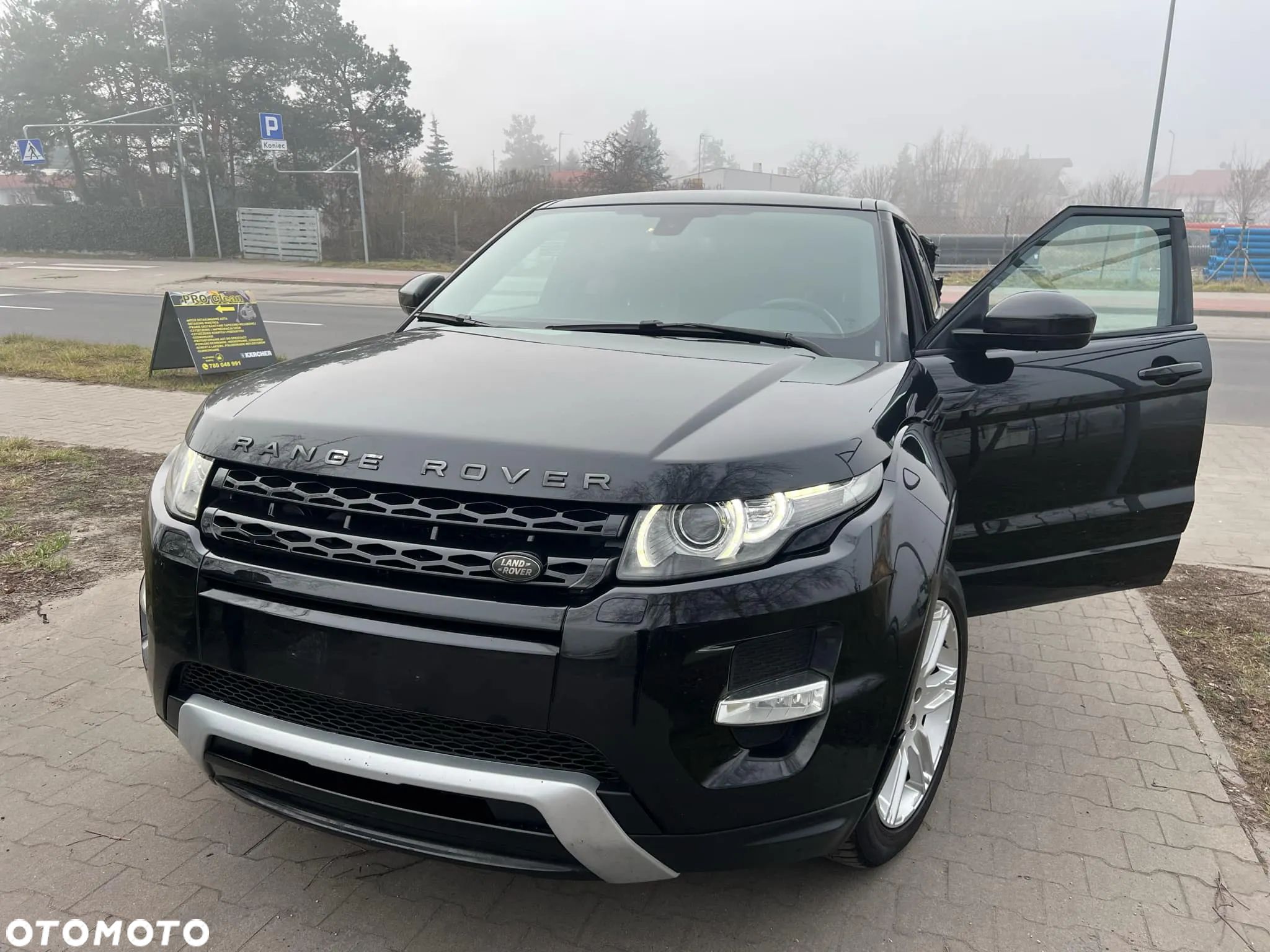 Land Rover Range Rover Evoque - 1