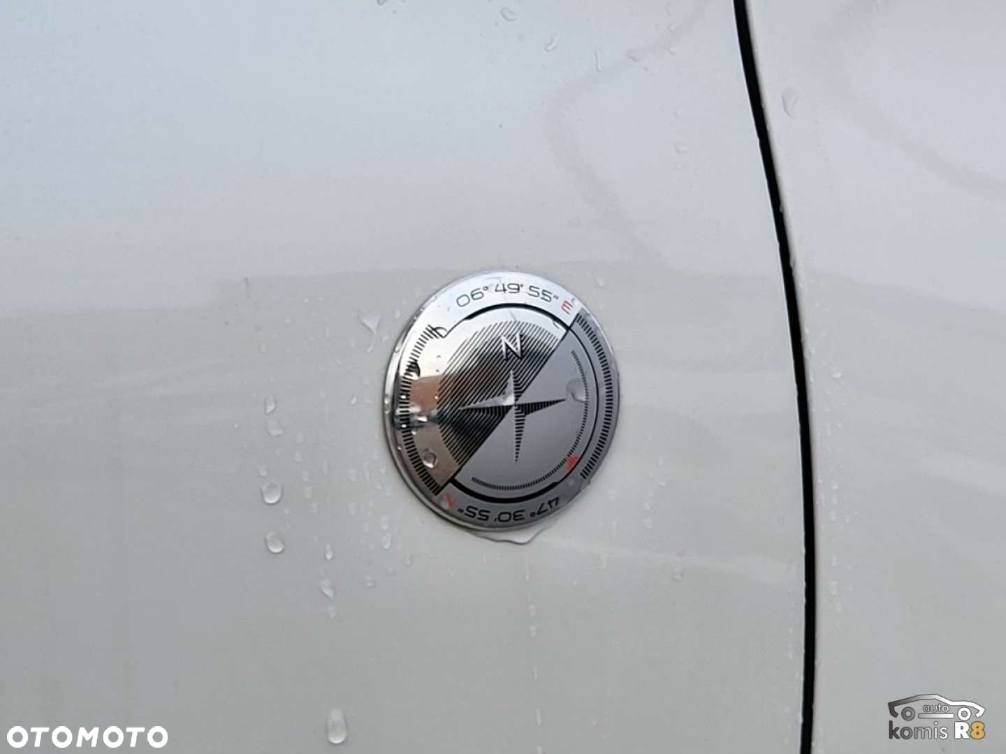 Peugeot 2008 - 8
