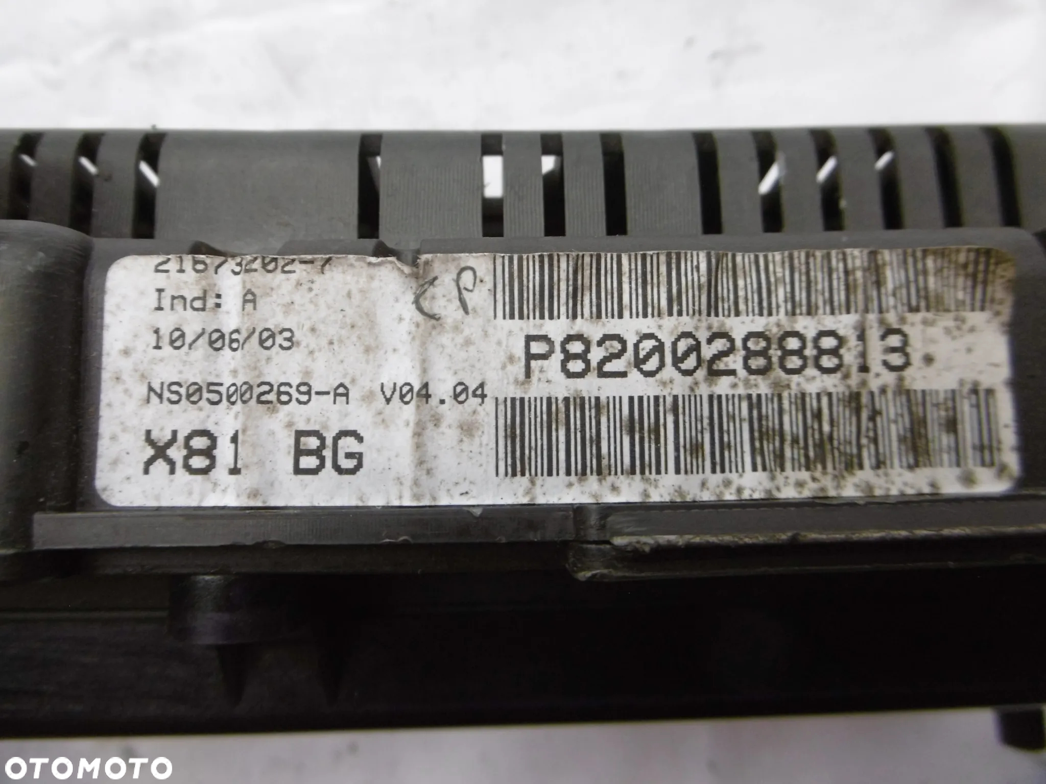 LICZNIK ZEGARY RENAULT ESPACE P8200288813 - 2