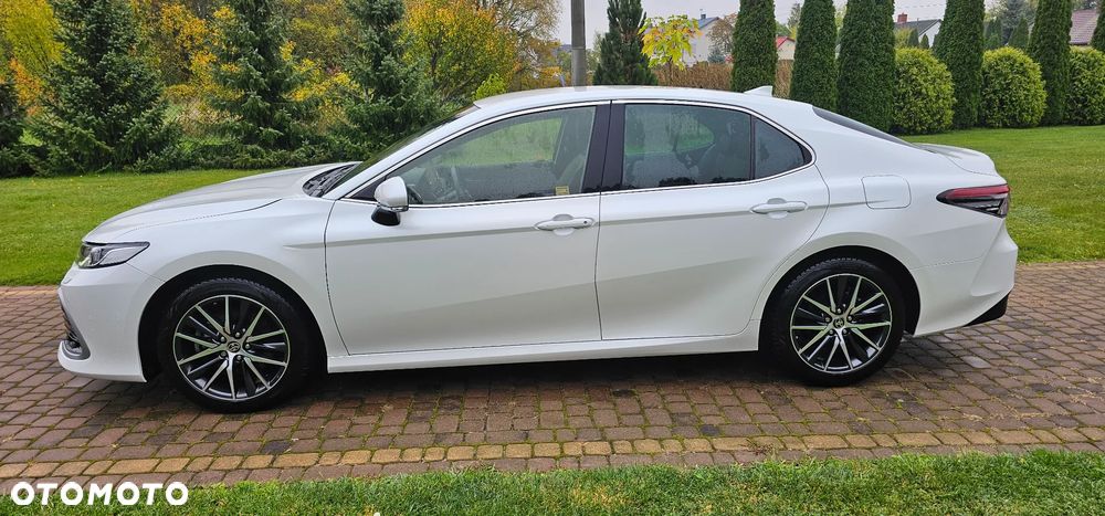 Toyota Camry 2024 photo 3