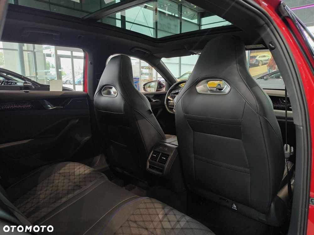 Volkswagen Passat Variant 2.0 TSI R-Line Plus DSG - 17