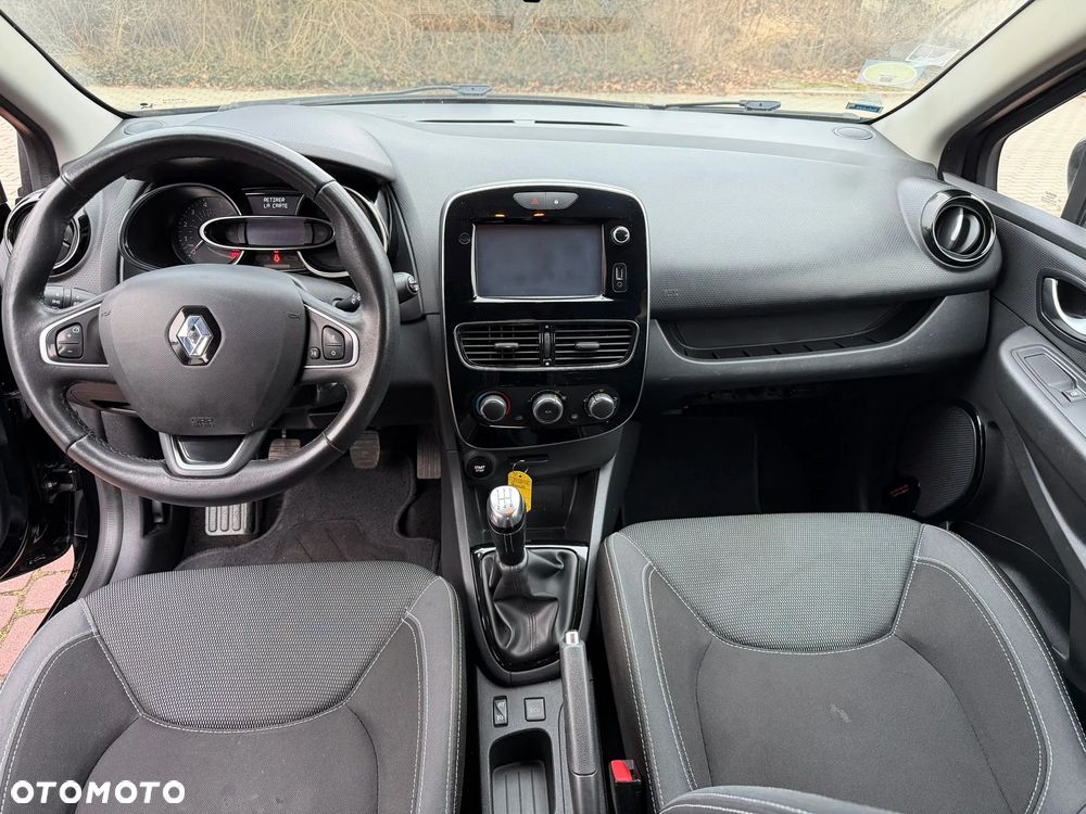 Renault Clio - 6