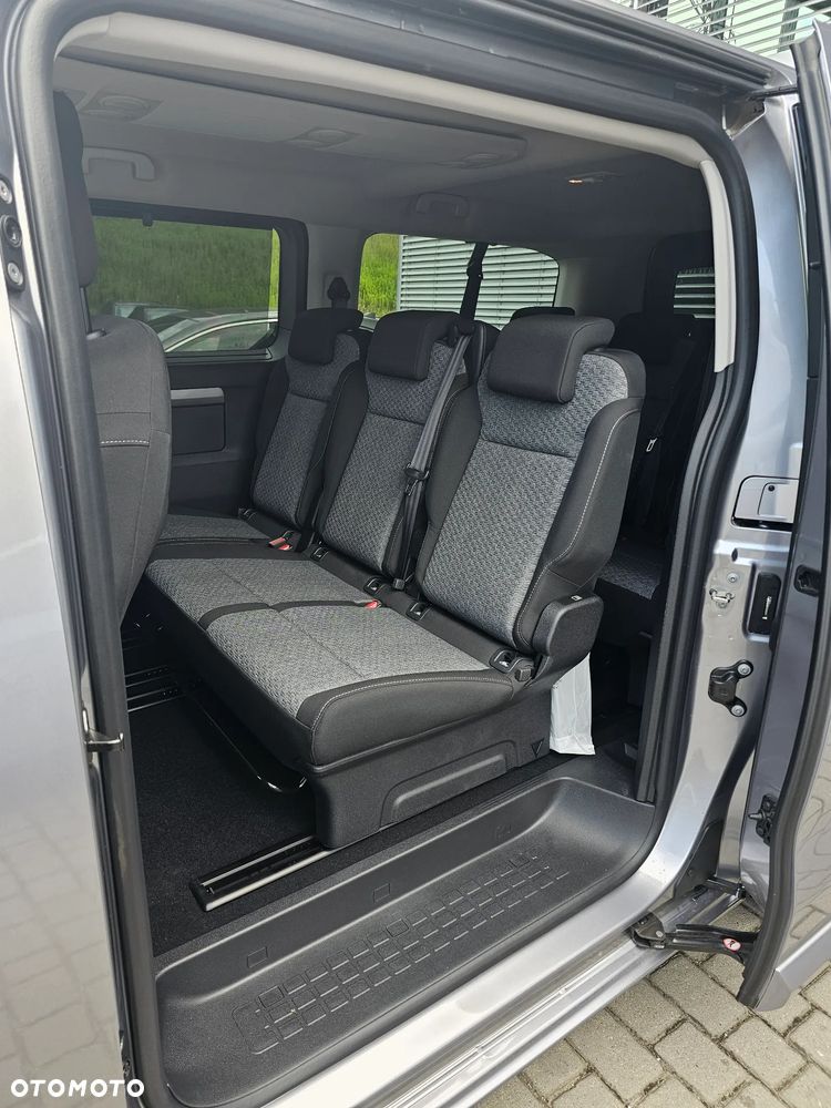 Toyota Proace Verso 2.2 D4-D Long Family - 11