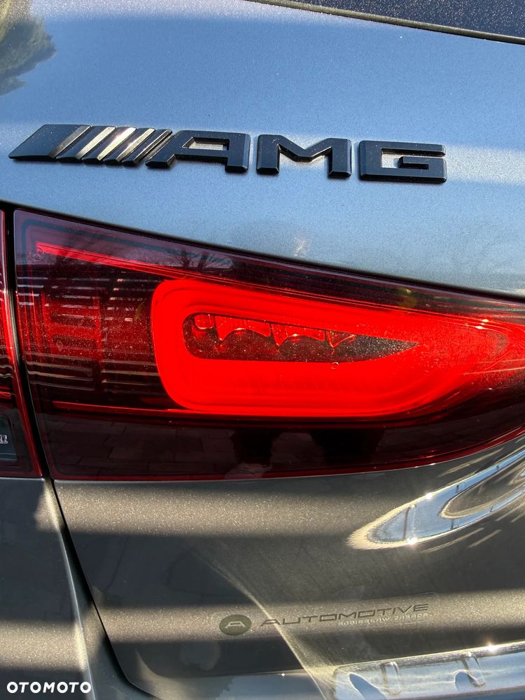 Mercedes-Benz GLA - 19