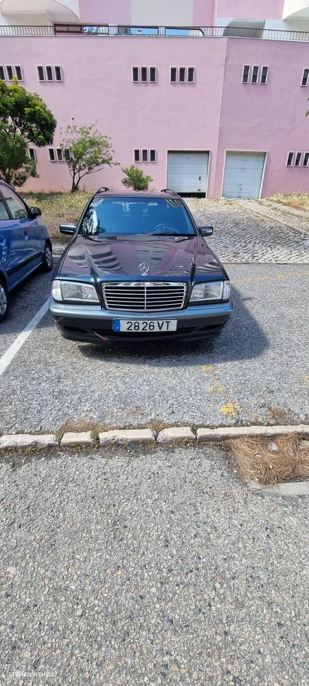 Mercedes-Benz C 220 - 1