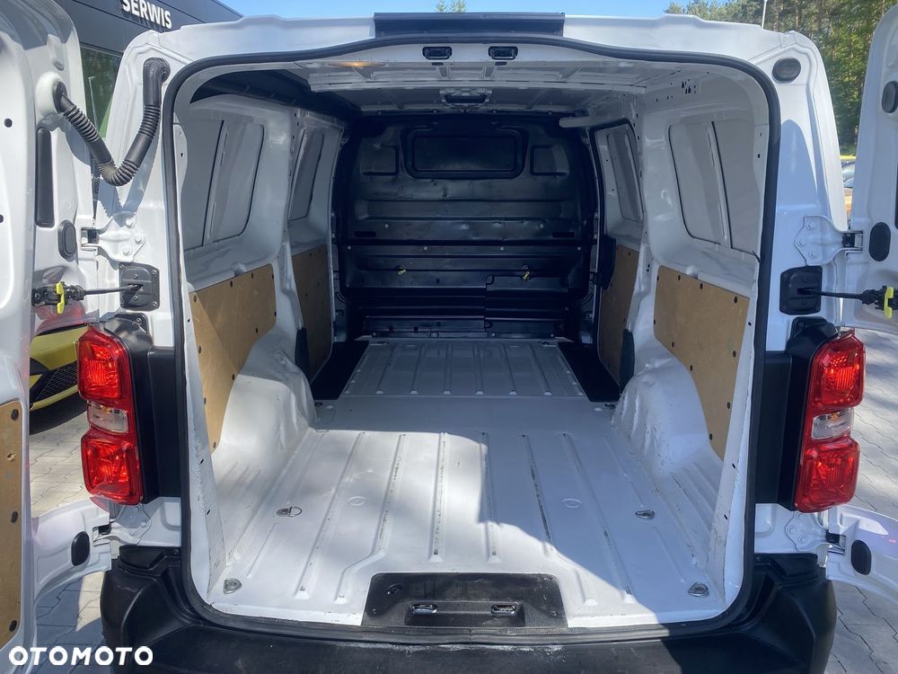 Opel Vivaro - 8