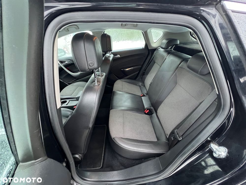 Opel Astra 2.0 CDTI DPF Automatik Cosmo - 16