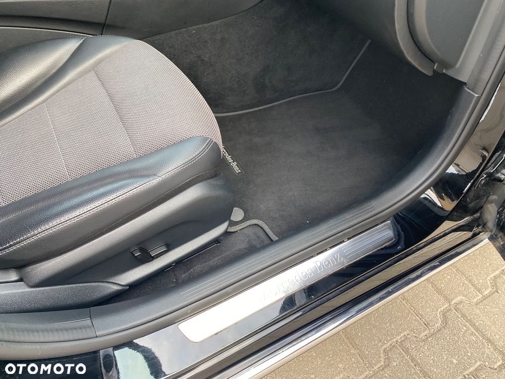 Mercedes-Benz Klasa C 160 9G-TRONIC Avantgarde - 17