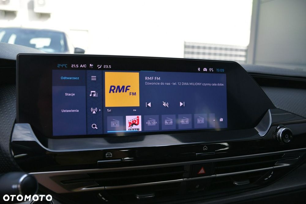 Citroën C5X 1.6 PHEV 225 Feel Pack EAT8 - 24