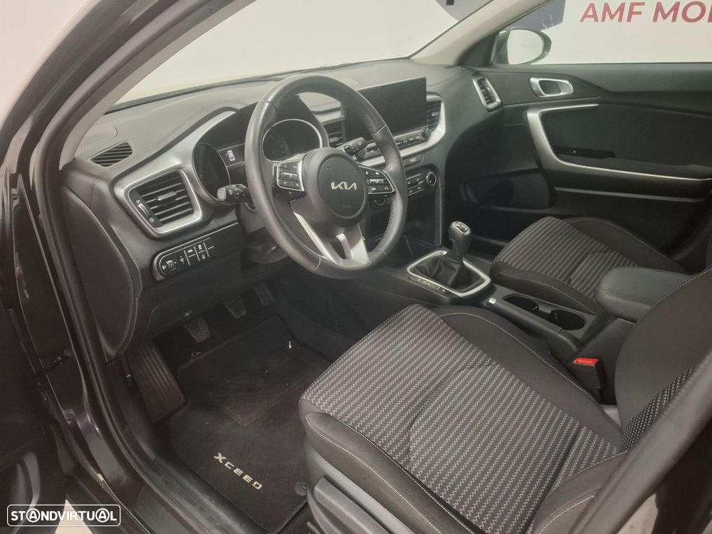 Kia XCeed 1.0 T-GDI Dynamic - 8