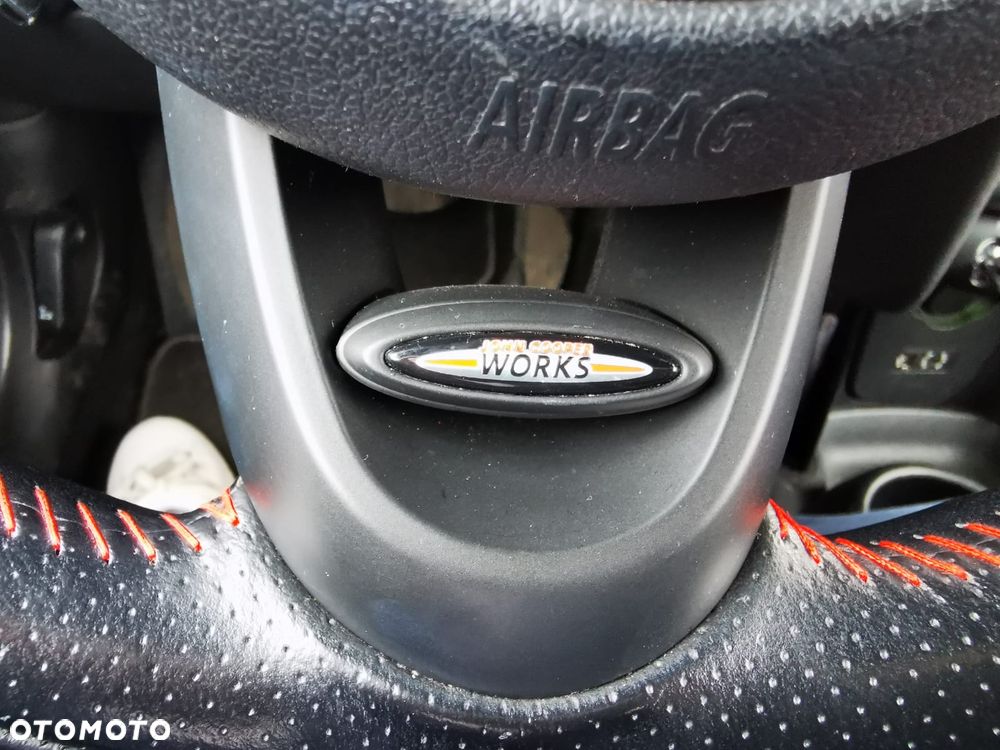 MINI Cooper Standard - 34