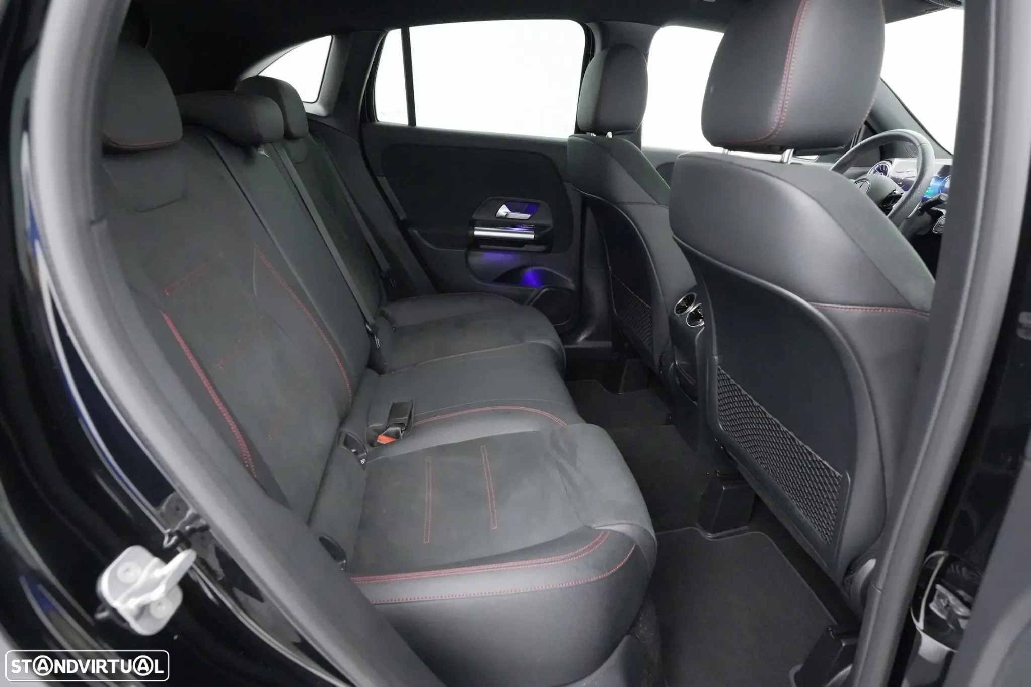 Mercedes-Benz GLA 250 e AMG Line - 26