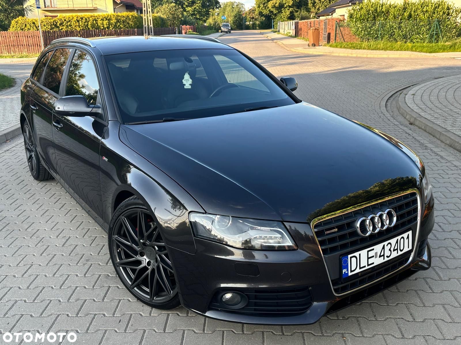 Audi A4 Avant 2.0 TDI DPF Quattro - 1