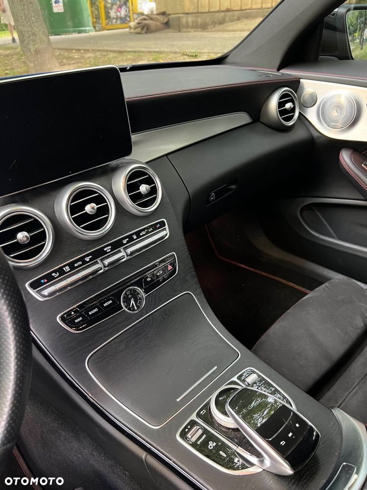 Mercedes-Benz Klasa C AMG 43 4-Matic - 9