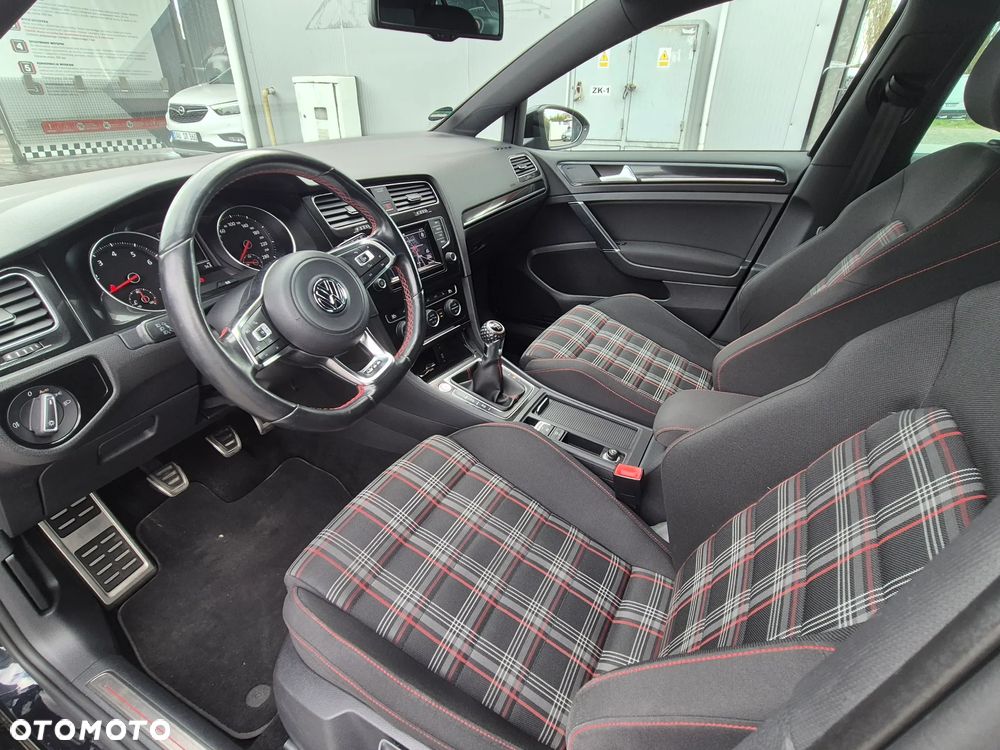 Volkswagen Golf GTI BlueMotion Technology - 28