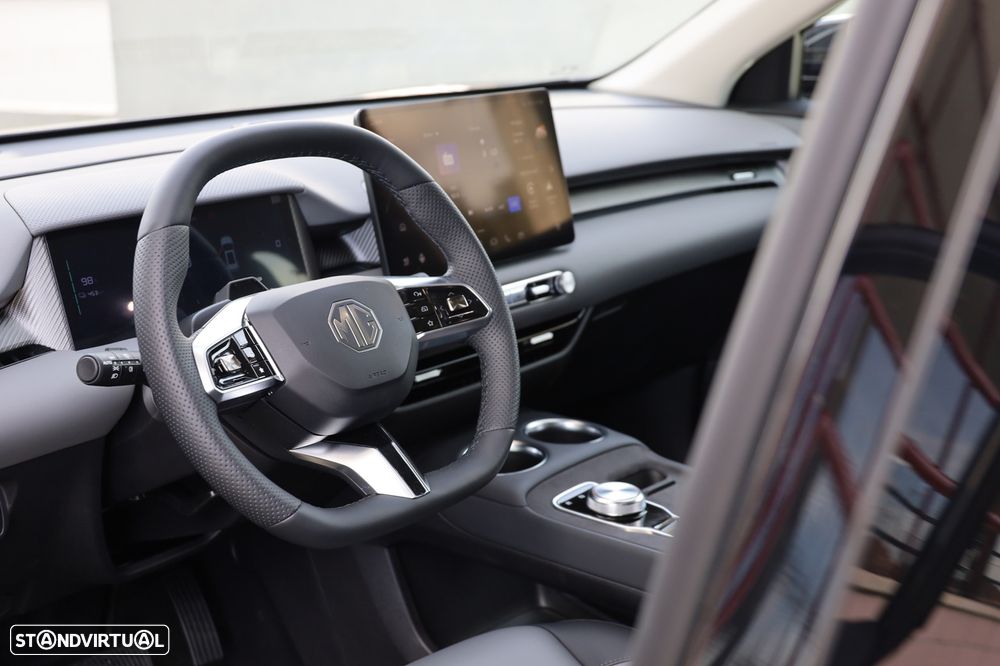 MG MGS5 EV 64 kWh Luxury - 11