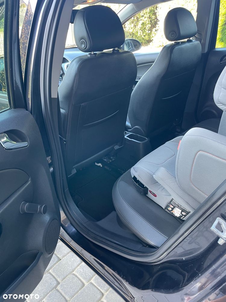 Opel Corsa - 16