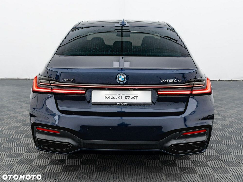 BMW Seria 7 - 11