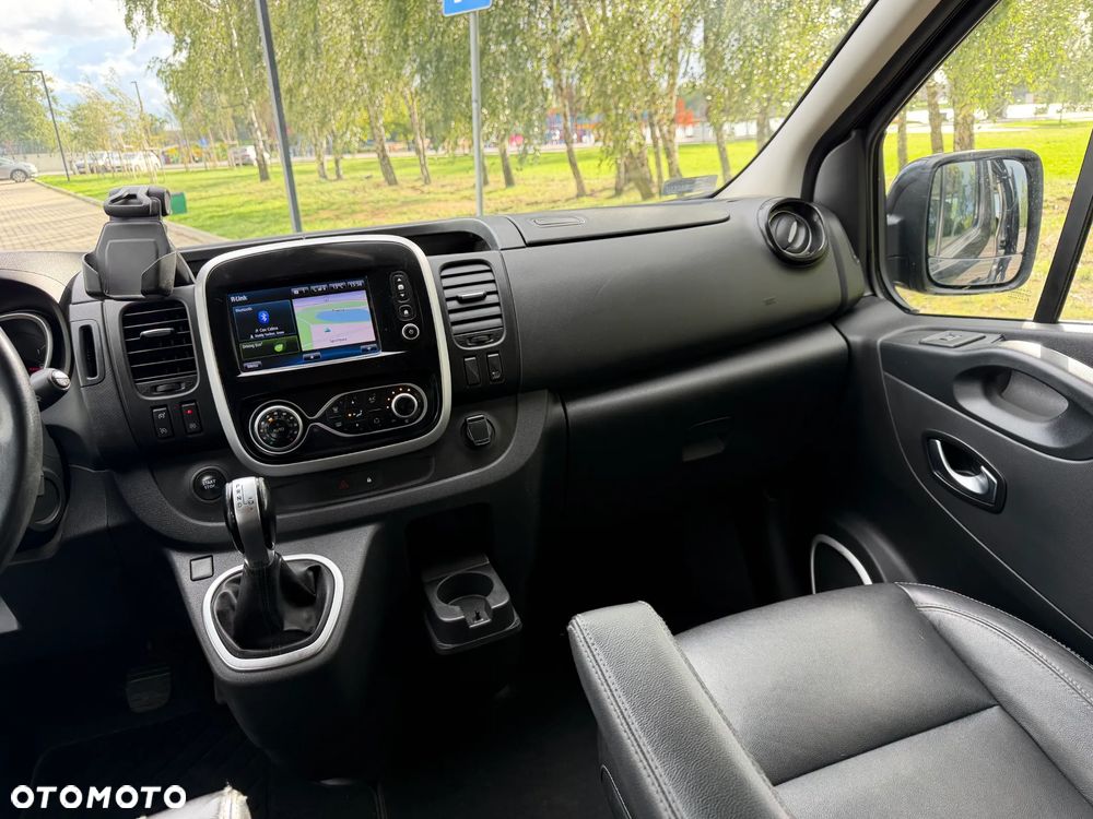 Renault Trafic Grand 2.0 dCi EDC - 18