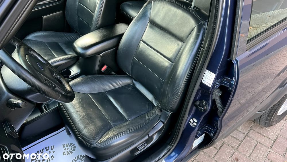 Ford Maverick 3.0 V6 Limited - 8