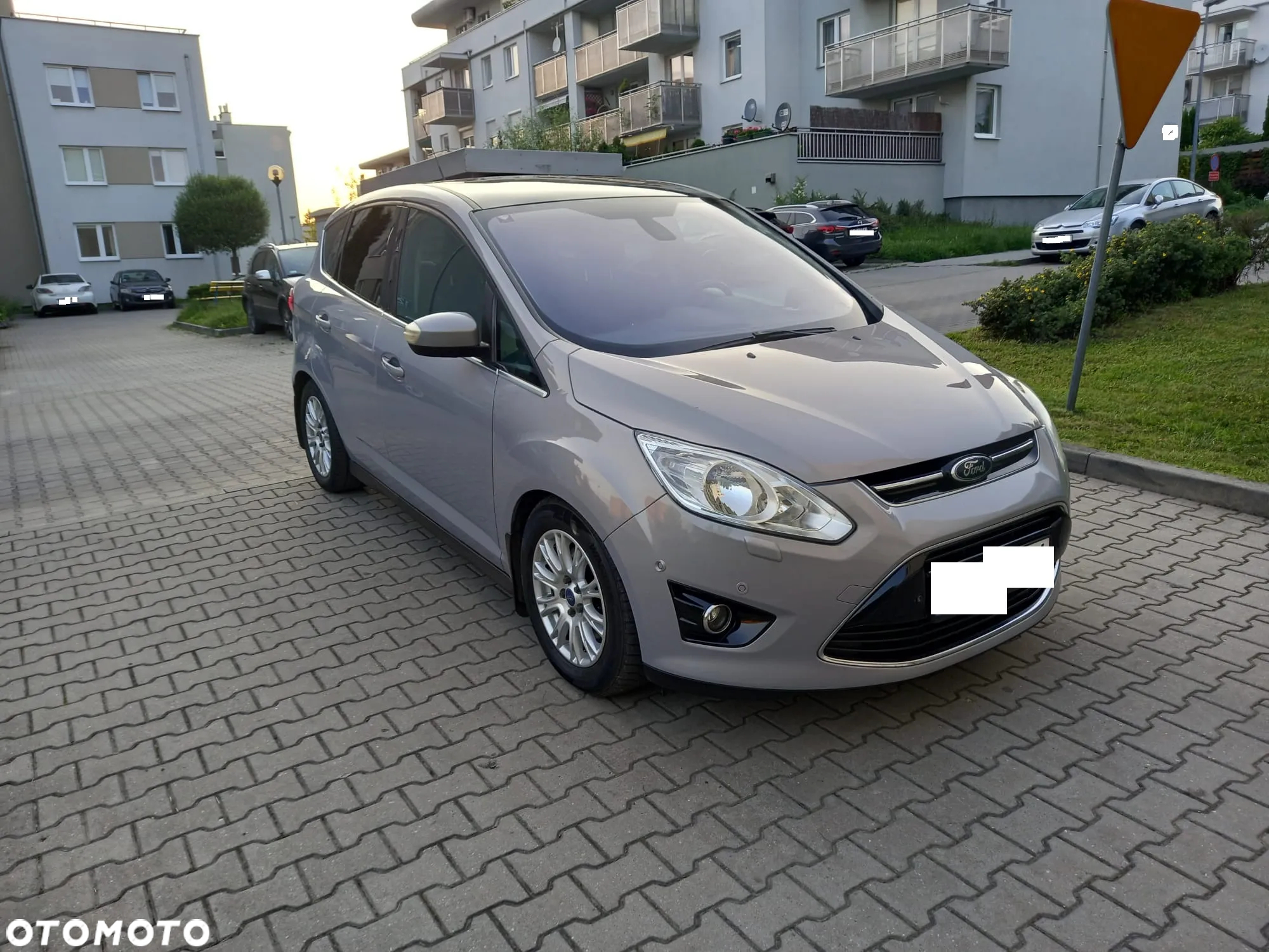 Ford C-MAX 2.0 TDCi Titanium - 3