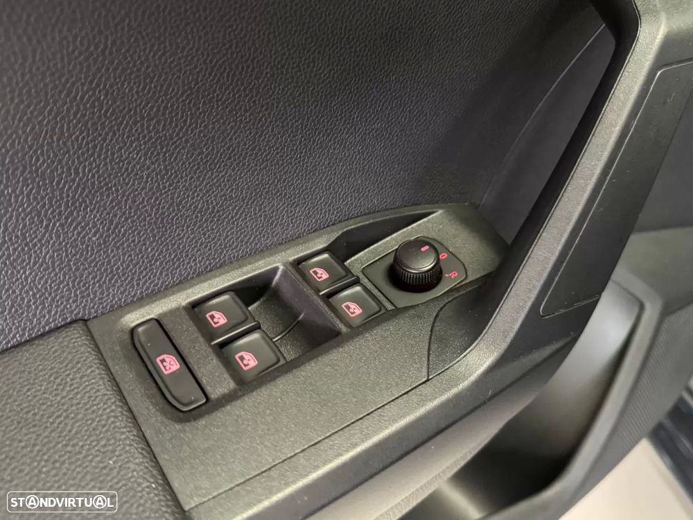 SEAT Ibiza 1.0 Reference - 32